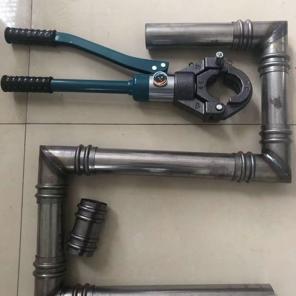 安仁鑫亿呈冷却管